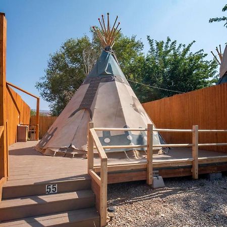 Hotel Ok Rv Park Glamping Tipi Ok56 Moab Exterior foto