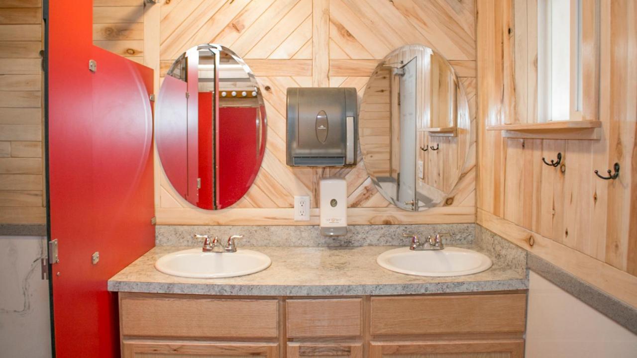 Hotel Ok Rv Park Glamping Tipi Ok56 Moab Exterior foto